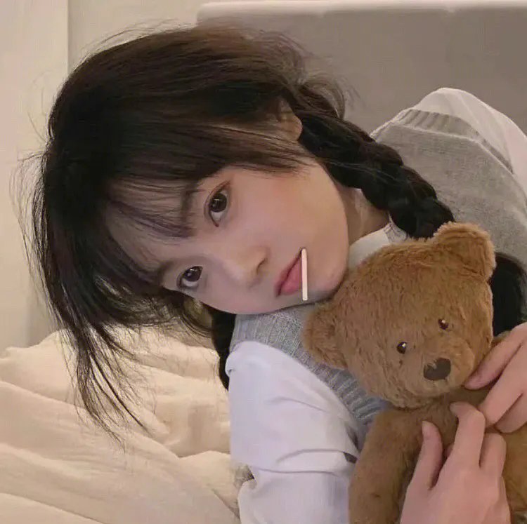 大老千与小妖精